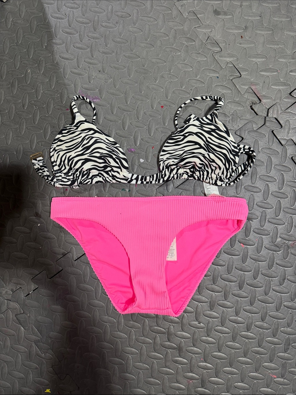 Hollister- Zebra Print Bikini Top & Hot Pink Ribbed Bottoms size Small
